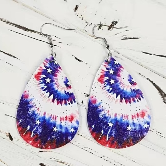 Red White Blue Fireworks Pattern Raindrop Earrings - Picture 2 of 3